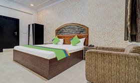 Radha Palace by Treebo Hotels