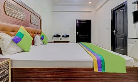 Radha Palace by Treebo Hotels