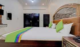 Radha Palace by Treebo Hotels