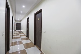 Dayal Regency by OYO Rooms