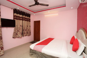OYO 18597 Satyam