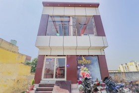 The Lion King Hotel by OYO Rooms
