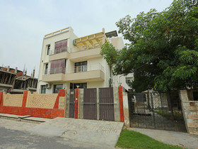Aanandam Villa