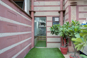 City Stay Hotel