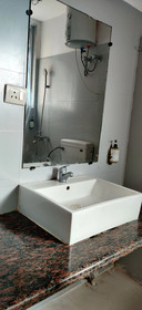 City Stay Hotel