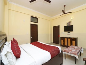 City Stay Hotel by Oyo