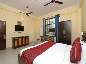 City Stay Hotel by Oyo