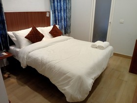 Hotel Admire Inn By F9 Hotels