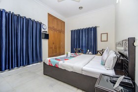 Hotel Ashray by FabHotels