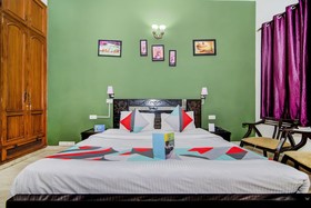 Hotel Ashray by FabHotels