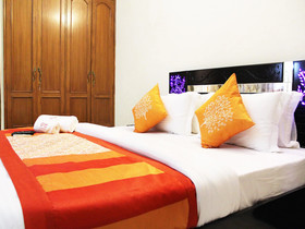 Hotel Ashray by OYO Rooms
