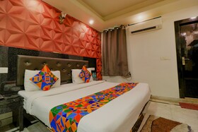 Hotel Noida Saffron & Banquets By FabHotels