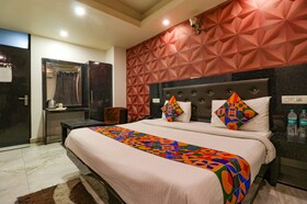 Hotel Noida Saffron & Banquets By FabHotels