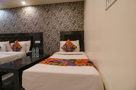 Hotel Noida Saffron & Banquets By FabHotels