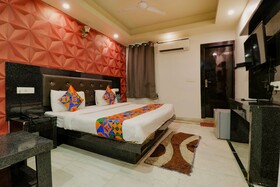 Hotel Noida Saffron & Banquets By FabHotels