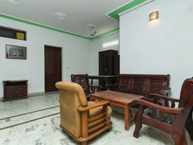 OYO 15625 Royal logix