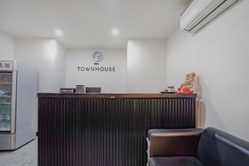 OYO TOWNHOUSE 77014 Sector 132