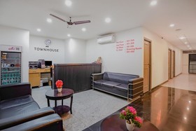 OYO TOWNHOUSE 77014 Sector 132
