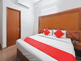 Rg Corporate Suites By OYO Rooms