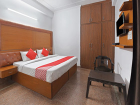 Rg Corporate Suites By OYO Rooms
