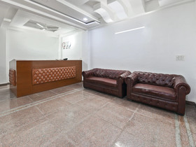 Rg Corporate Suites By OYO Rooms