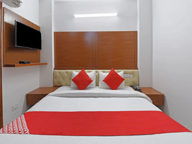 Rg Corporate Suites By OYO Rooms