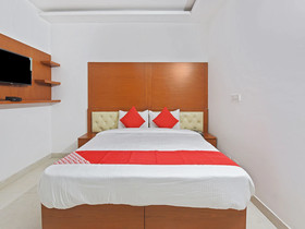 Rg Corporate Suites By OYO Rooms