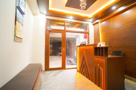 Roomshala Hotel Royal Galaxy