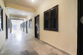 Royal Residency by OYO Rooms