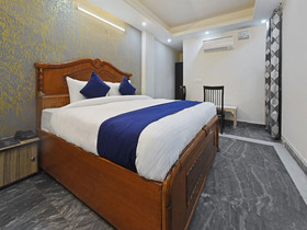 SilverKey Executive Stays 24038 B-56 Sector 22