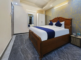 SilverKey Executive Stays 24038 B-56 Sector 22