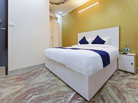 SilverKey Executive Stays 24038 B-56 Sector 22