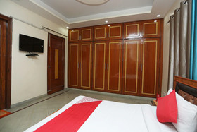 Smg George 2 By OYO Rooms