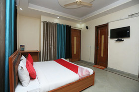 Smg George 2 By OYO Rooms