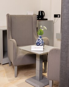 The Eliot Hotel & Banquet