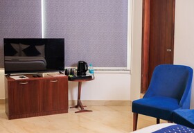 The Eliot Hotel & Banquet