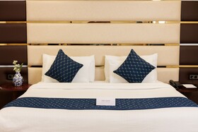 The Eliot Hotel & Banquet