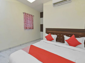 The Signature Hotel By OYO Rooms