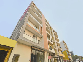 The Signature Hotel By OYO Rooms