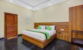 Treebo Trend The Eden Roc