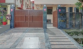 Treebo Trip Golden Divine Inn