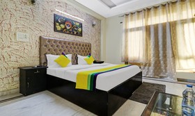 Treebo Trip Hm Palace