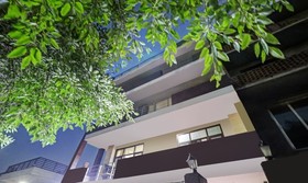 Treebo Trip Hm Palace