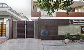 Treebo Trip Hm Palace