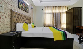 Treebo Trip Hm Palace