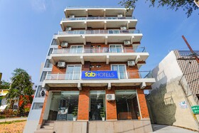 Unique Stay by FabHotel