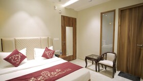 Hotel Pushpdeep Residency