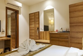 Celebrant Hotel