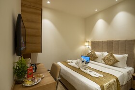 Celebrant Hotel