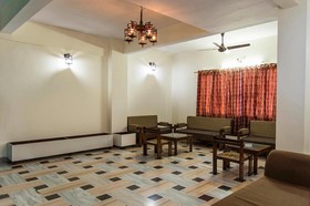 Gautam Hotel (RamKatora)